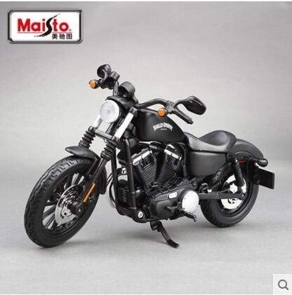 2014 Harley Davidson Sportster Iron 883 Motorcycle Model 1/12 by Maisto 32326 by Maisto