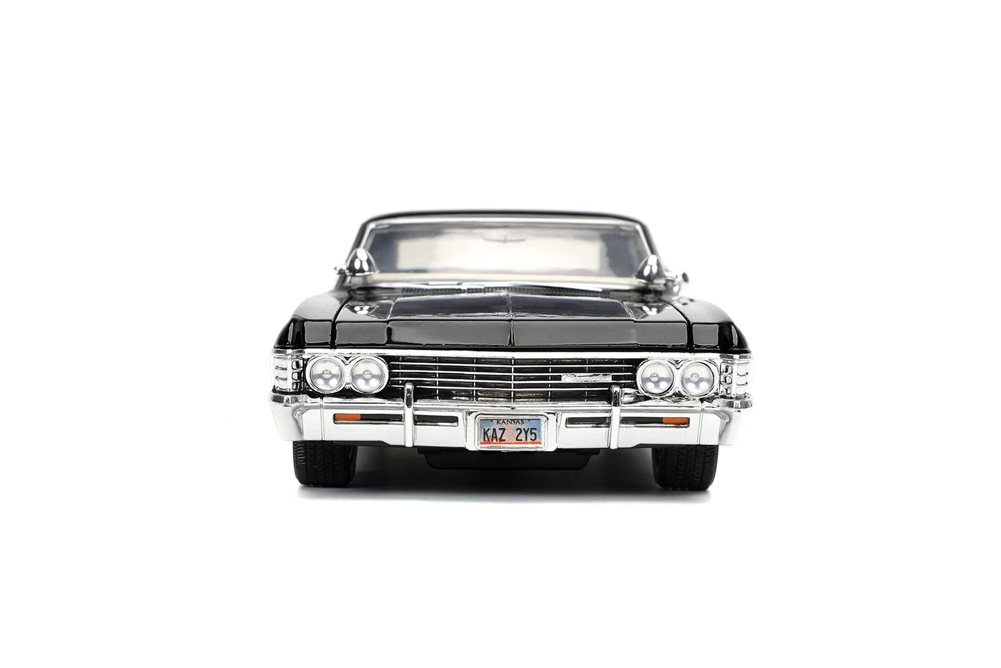 Jada Toys Hollywood Rides 1:24 Supernatural 1967 Chevy Impala Sport Sedan with Dean Winchester Figure
