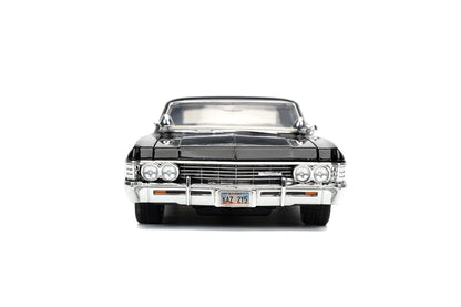 Jada Toys Hollywood Rides 1:24 Supernatural 1967 Chevy Impala Sport Sedan with Dean Winchester Figure