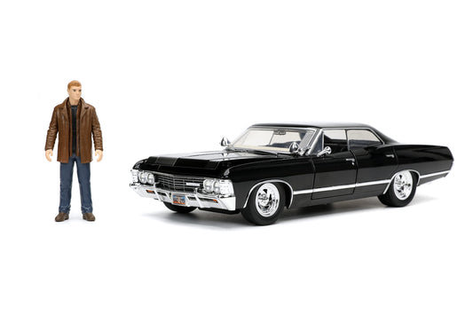 Jada Toys Hollywood Rides 1:24 Supernatural 1967 Chevy Impala Sport Sedan with Dean Winchester Figure